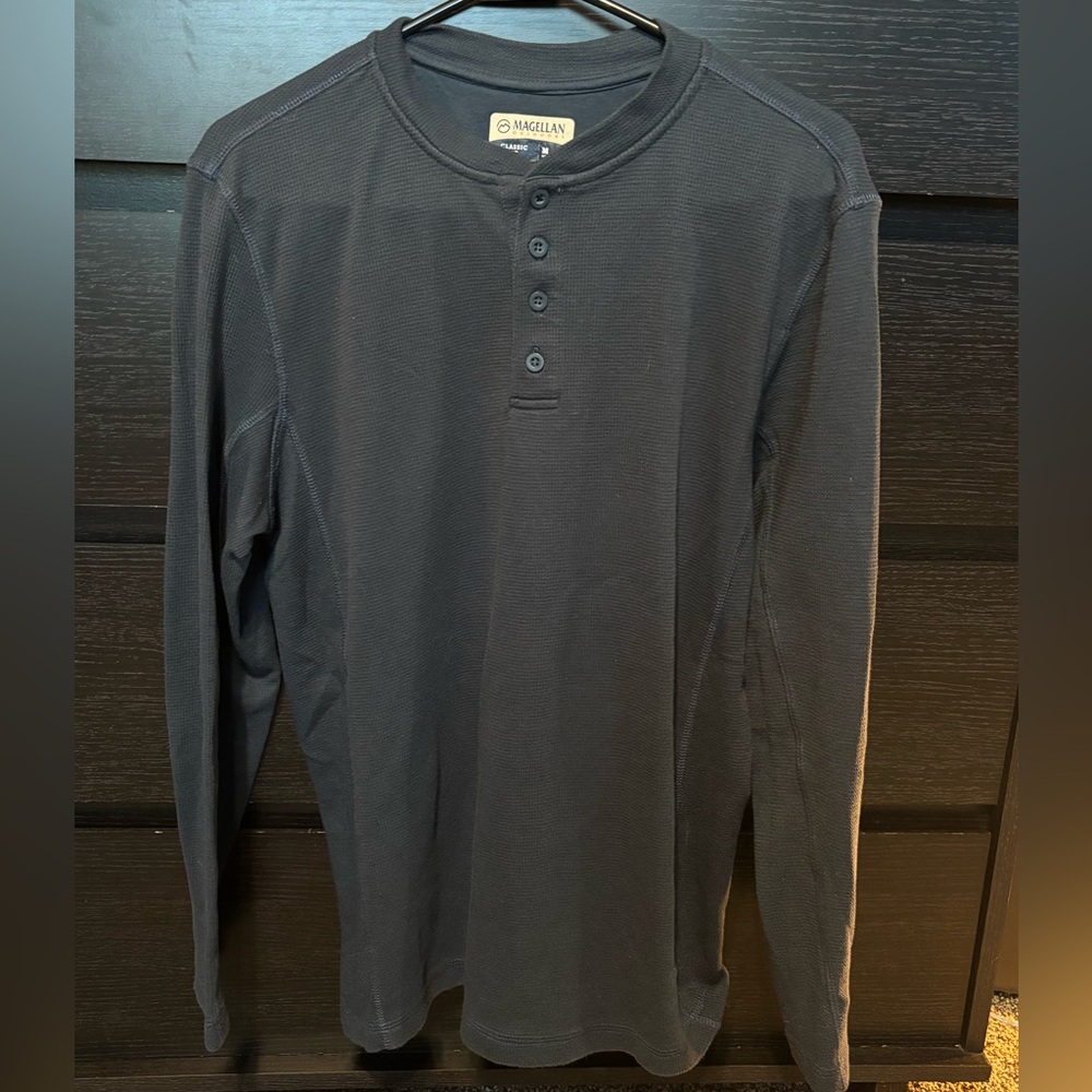 Magellan Outdoors Men's Dark Gray Long Sleeve Henley
